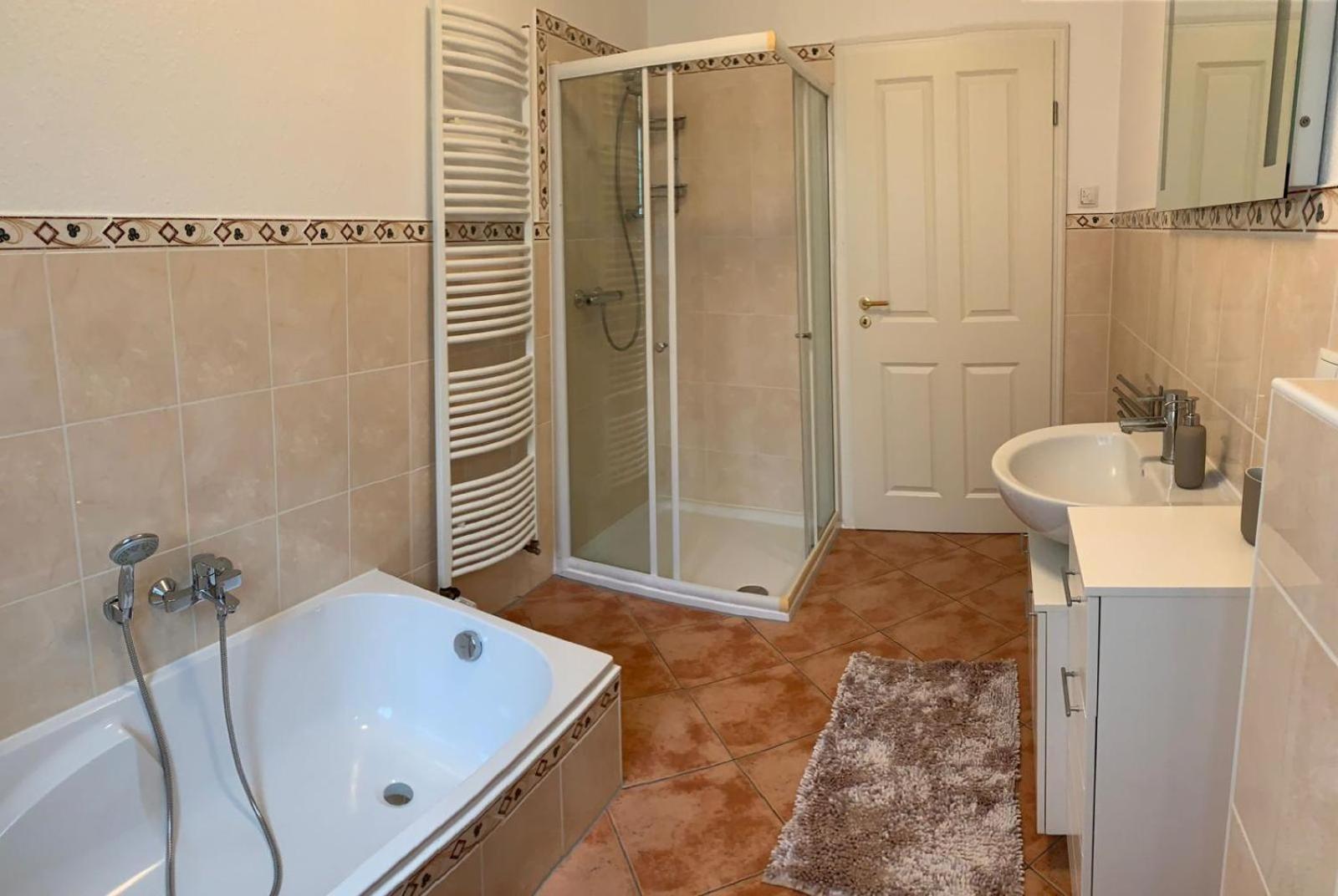 Ferienwohnung Fuer 4 Personen In Bester Lage Ca. 15 Km Von Bremen City Achim Exterior photo